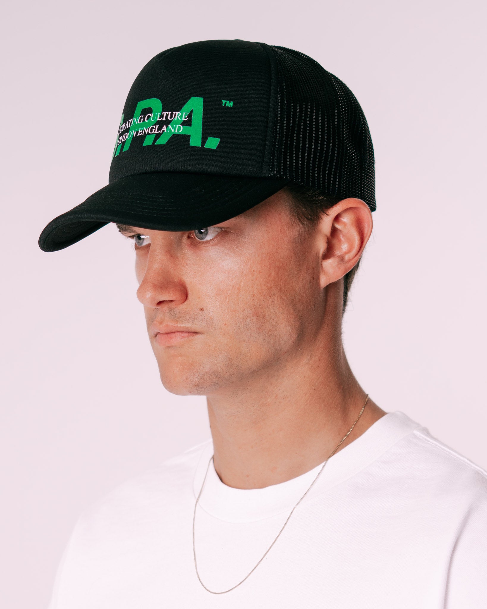 Italic Green Trucker Cap - Black / Black
