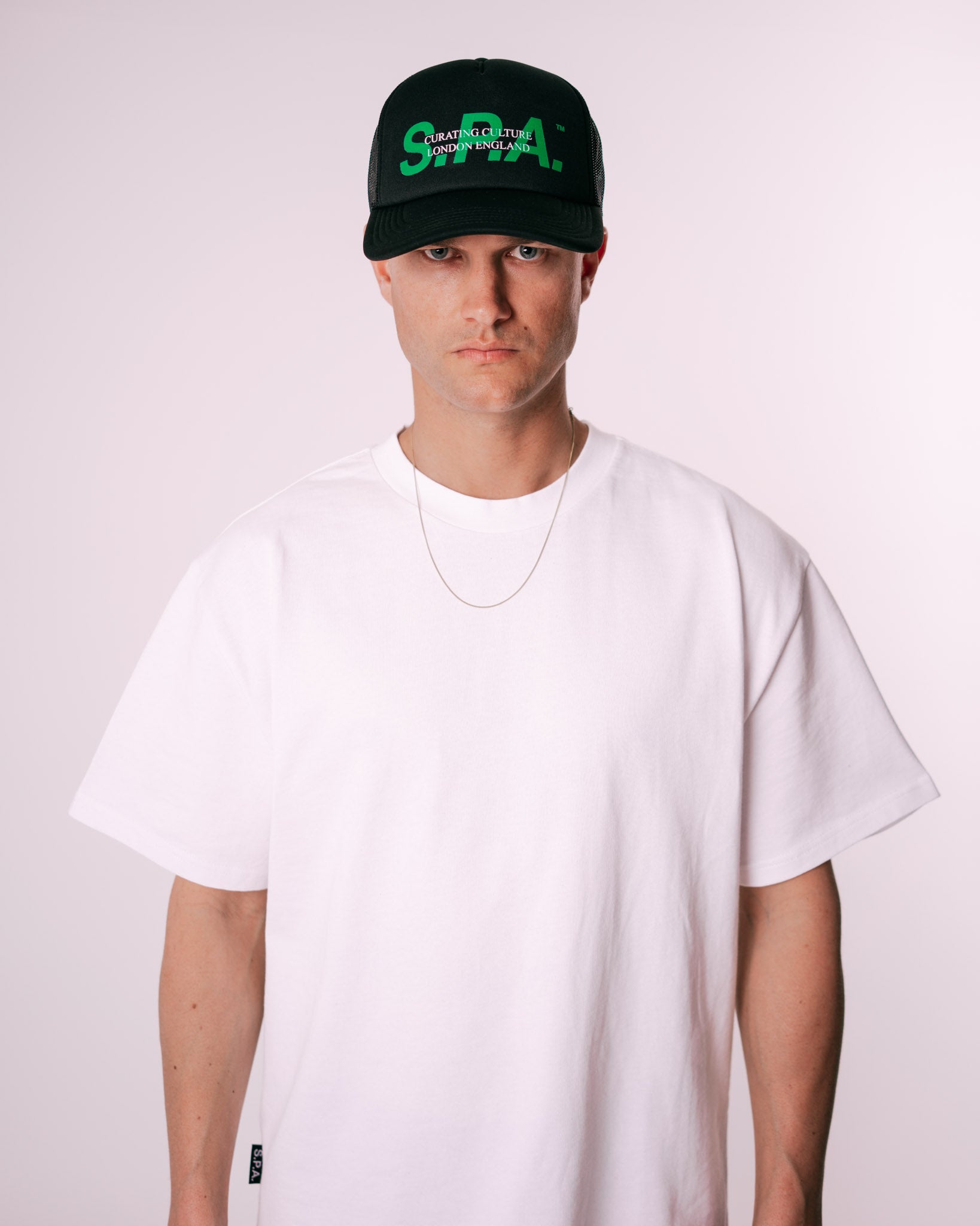 Italic Green Trucker Cap - Black / Black